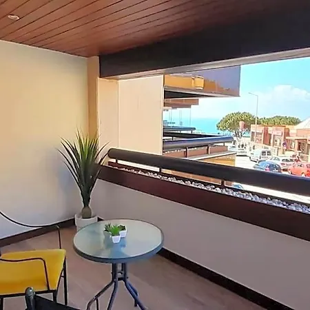 Health Village Aparthotel