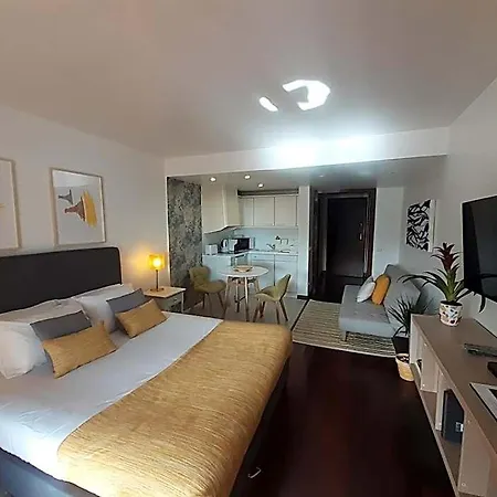 Health Village Aparthotel Cascais